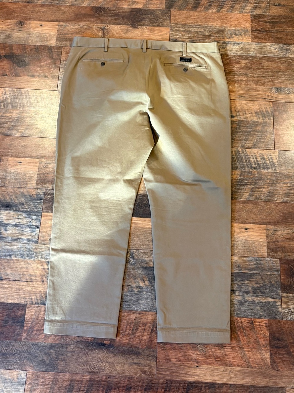 Banana Republic Fulton Chino - Picture 3 of 5